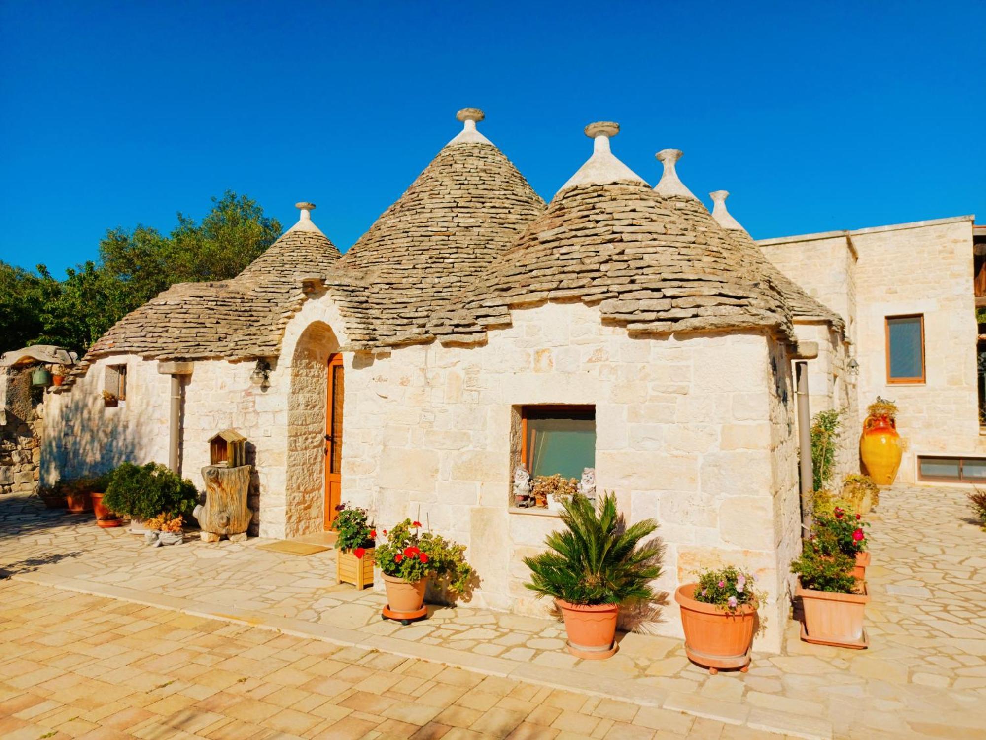 La Rosa Dei Trulli B&B Альберобелло Экстерьер фото